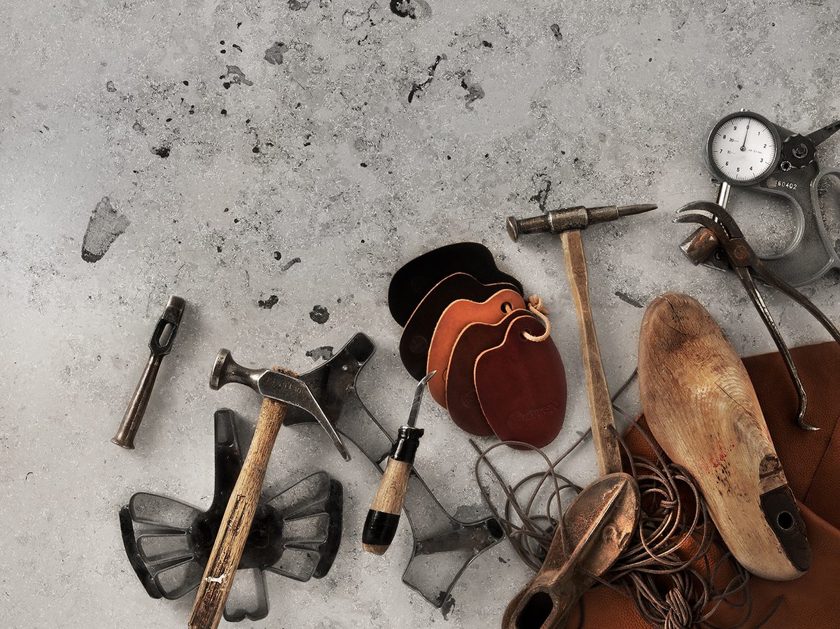 Campaign prop styling – Kavat